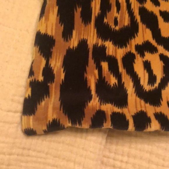 A pair of 20 x 20 pillows - Picture 3 of 9